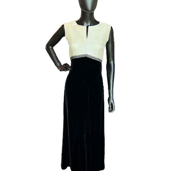 Vintage Dresses & Skirts - Vintage 60s Black Velvet and Silver Formal Gown